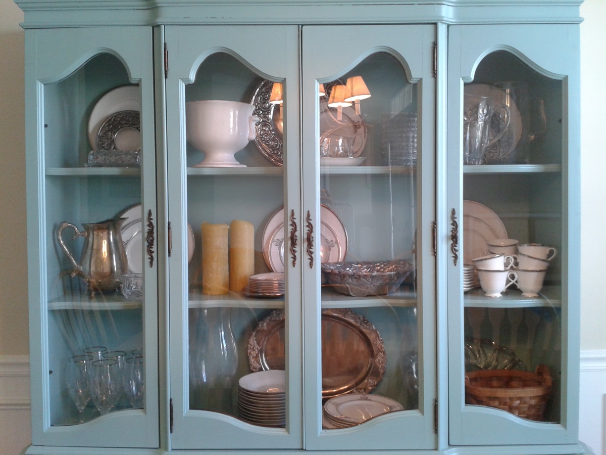 Before And After The Craigslist China Cabinet Goes Blue Campclem