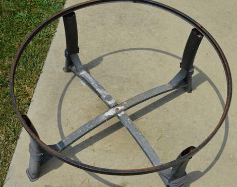 08 fire pit for under $10 after